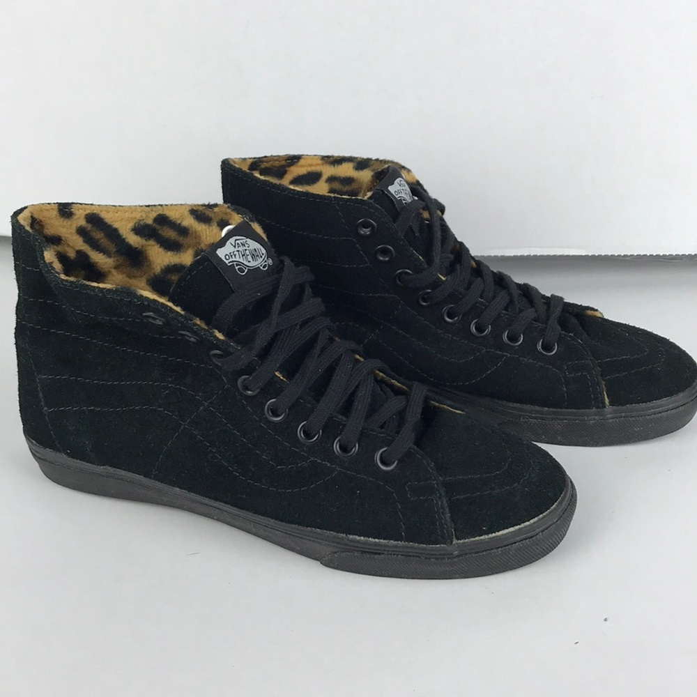 Vans women’s skate shoes. Nice!